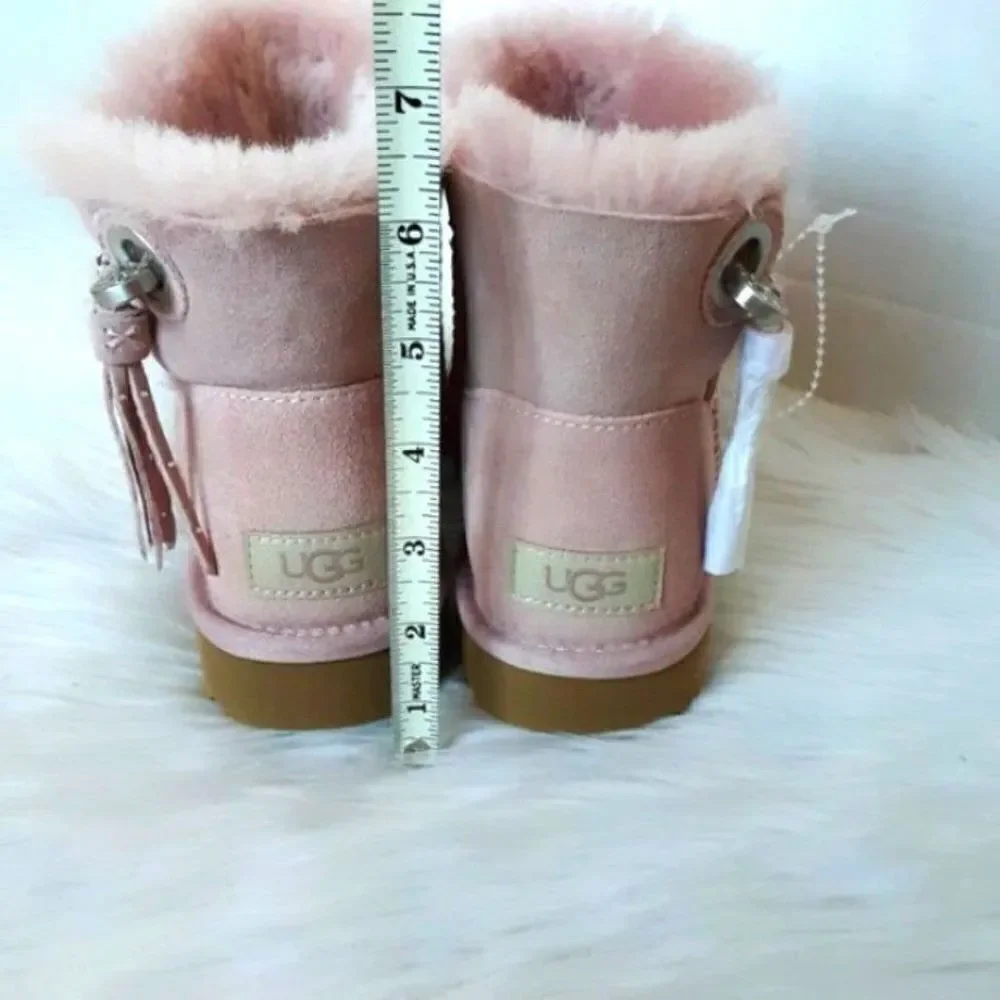 UGG Pink Leather Women's size 6M Short Winter Boot
